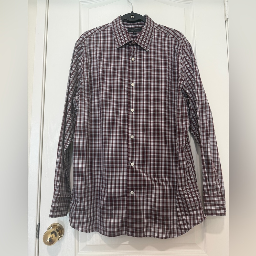 Banana Republic Men’s Burgundy Check Long Sleeve Shirt L Wrinkle Resistant Work